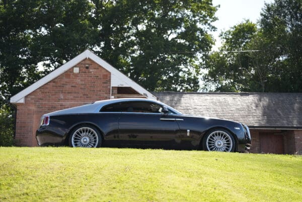 WIN TAVARISH’S ROLLS ROYCE WRAITH + £2000 CASH - Image 6