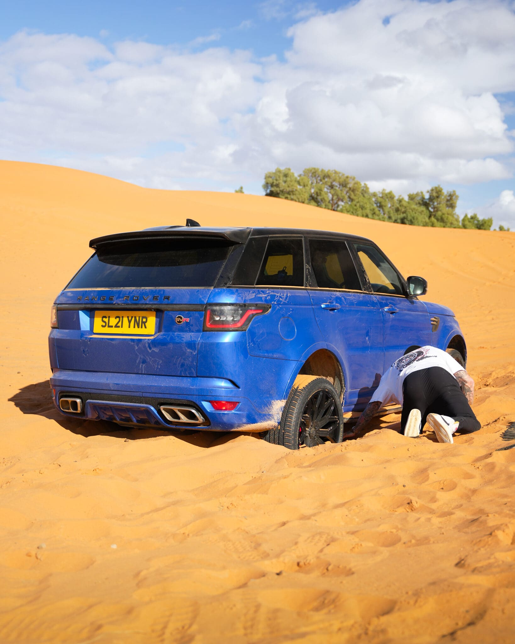 WIN MAT ARMSTRONG’S RANGE ROVER SVR + £10,000! - High Speed Competitions