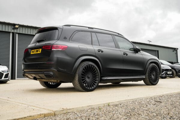 WIN AITCH'S MERCEDES MAYBACH GLS 600 - Image 4